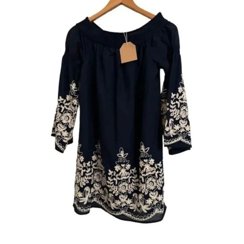 Kori Long Sleeve Round Neck Shift Dress Size Small NWT